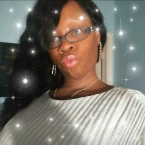 Meet your Posher, Roseline